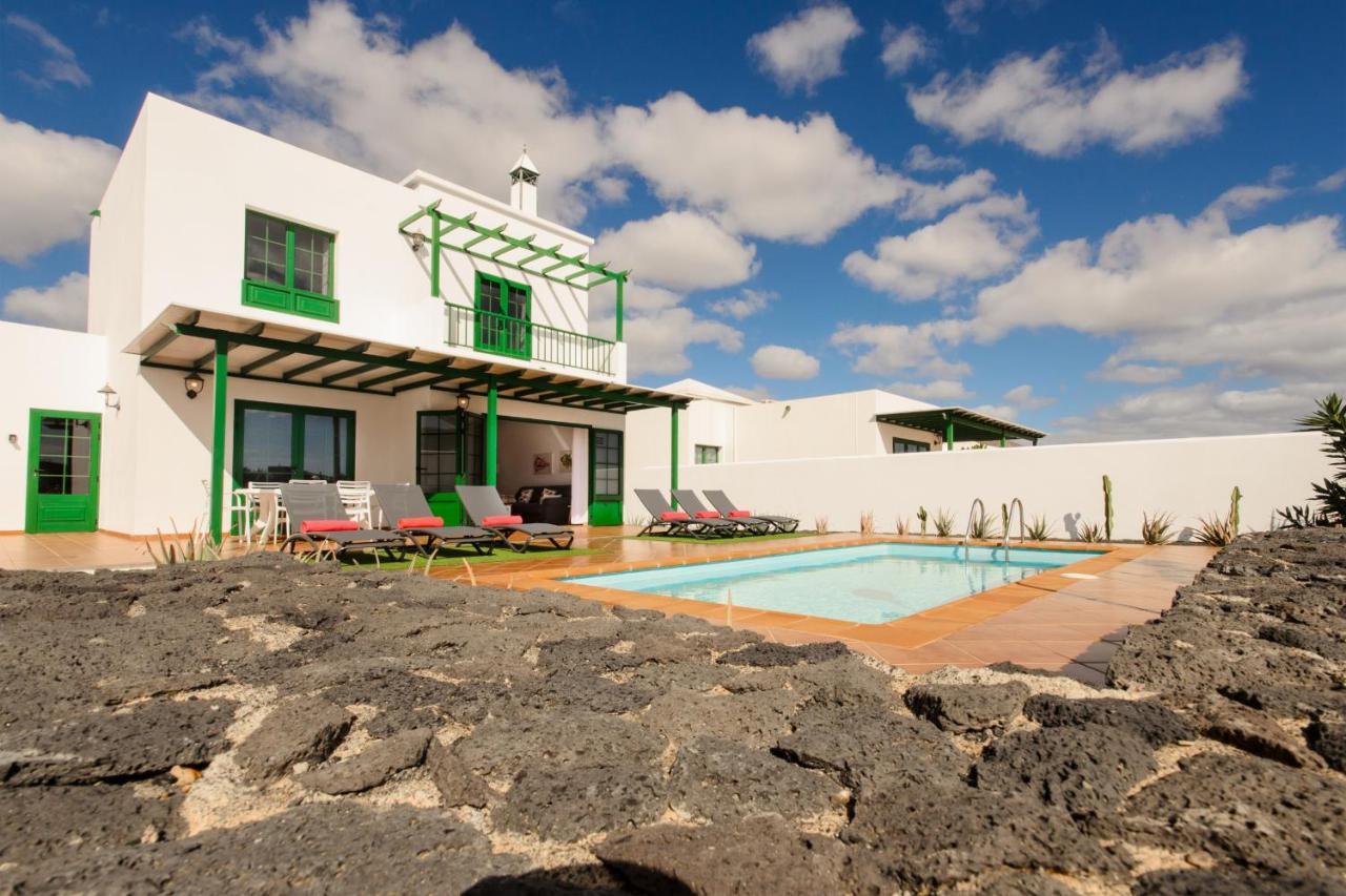 Casas Nohara, Playa Blanca Villa Yaiza  Exteriör bild