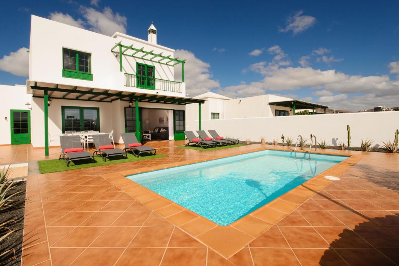 Casas Nohara, Playa Blanca Villa Yaiza  Exteriör bild