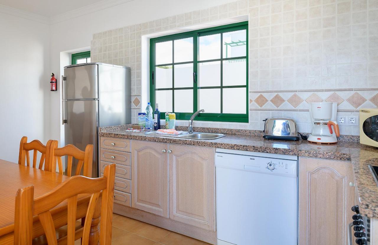 Casas Nohara, Playa Blanca Villa Yaiza  Exteriör bild