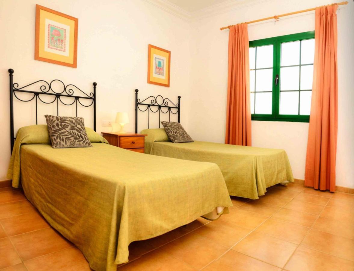 Casas Nohara, Playa Blanca Villa Yaiza  Exteriör bild