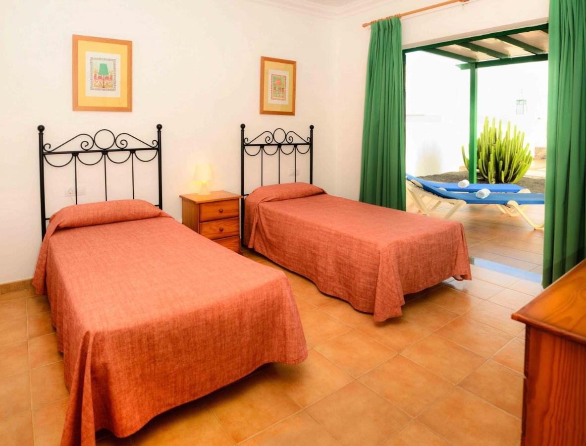 Casas Nohara, Playa Blanca Villa Yaiza  Exteriör bild